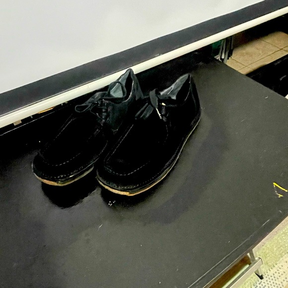 Foot wear !! - Picture 2 of 5